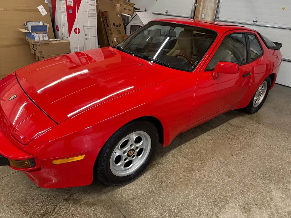 1985 Porsche 944 - Image 8 of 11