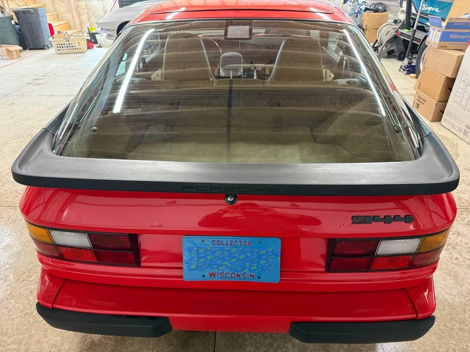 1985 Porsche 944 - Image 6 of 11