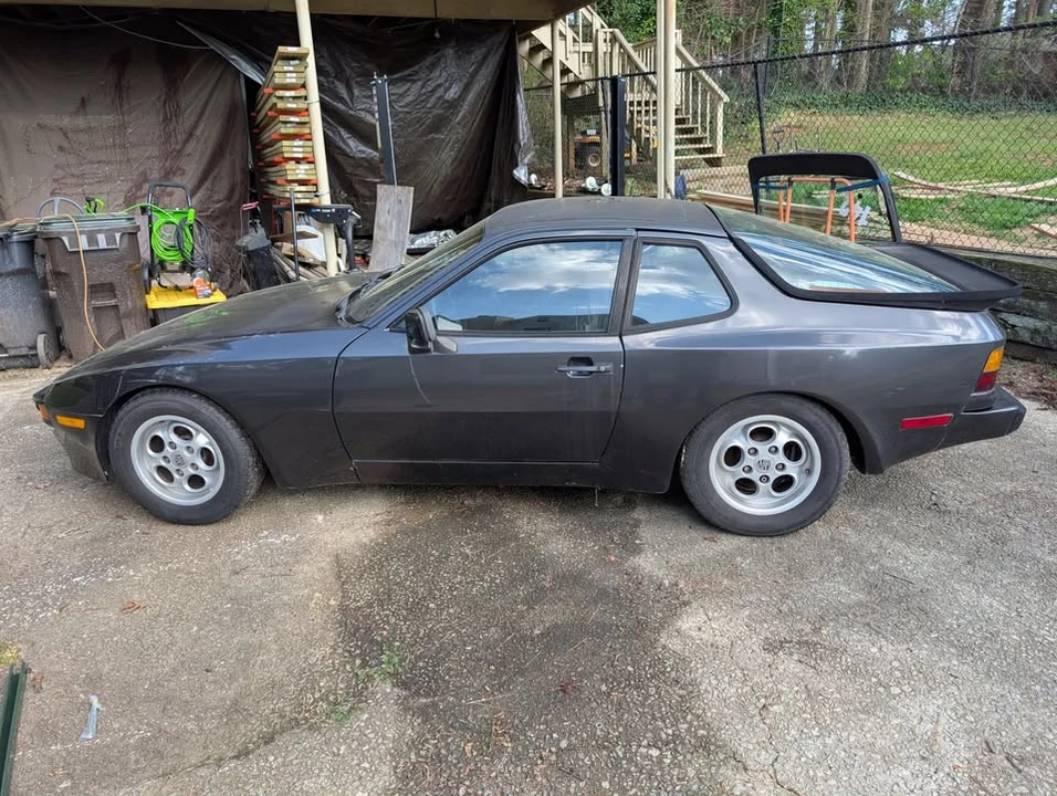1985 Porsche 944 - Image 2 of 19
