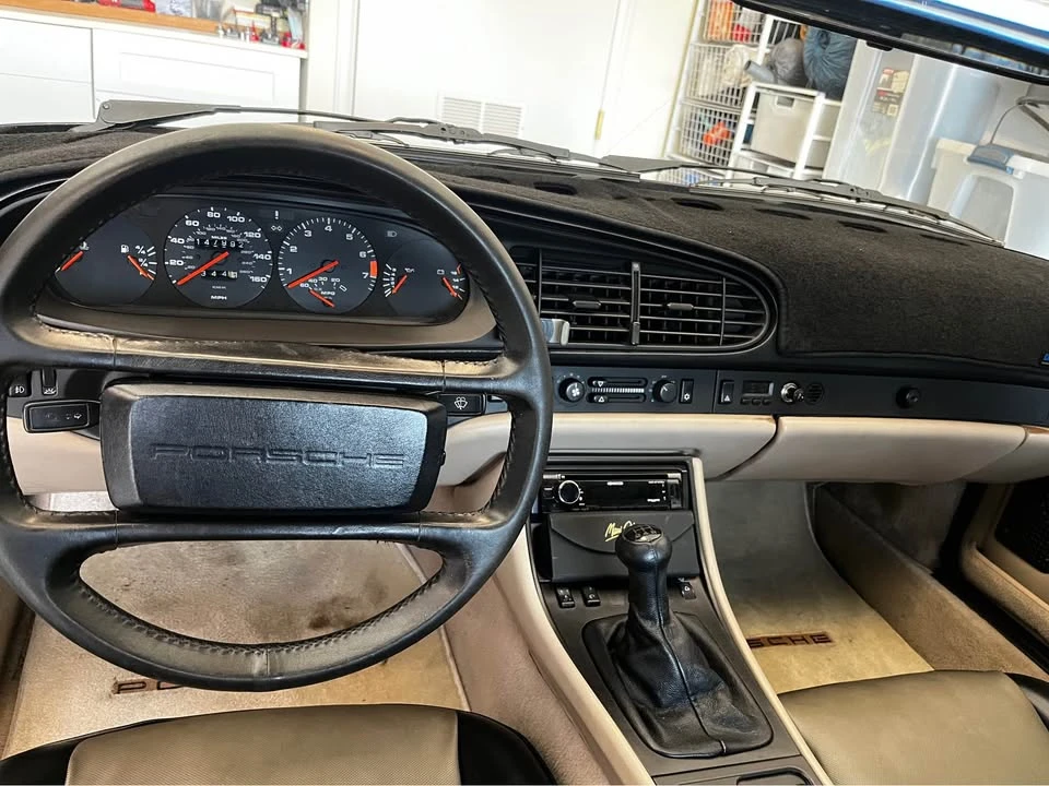 1985 Porsche 944 - Image 6 of 7
