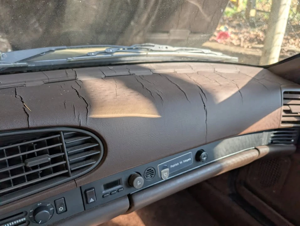 1985 Porsche 944 - Image 15 of 19