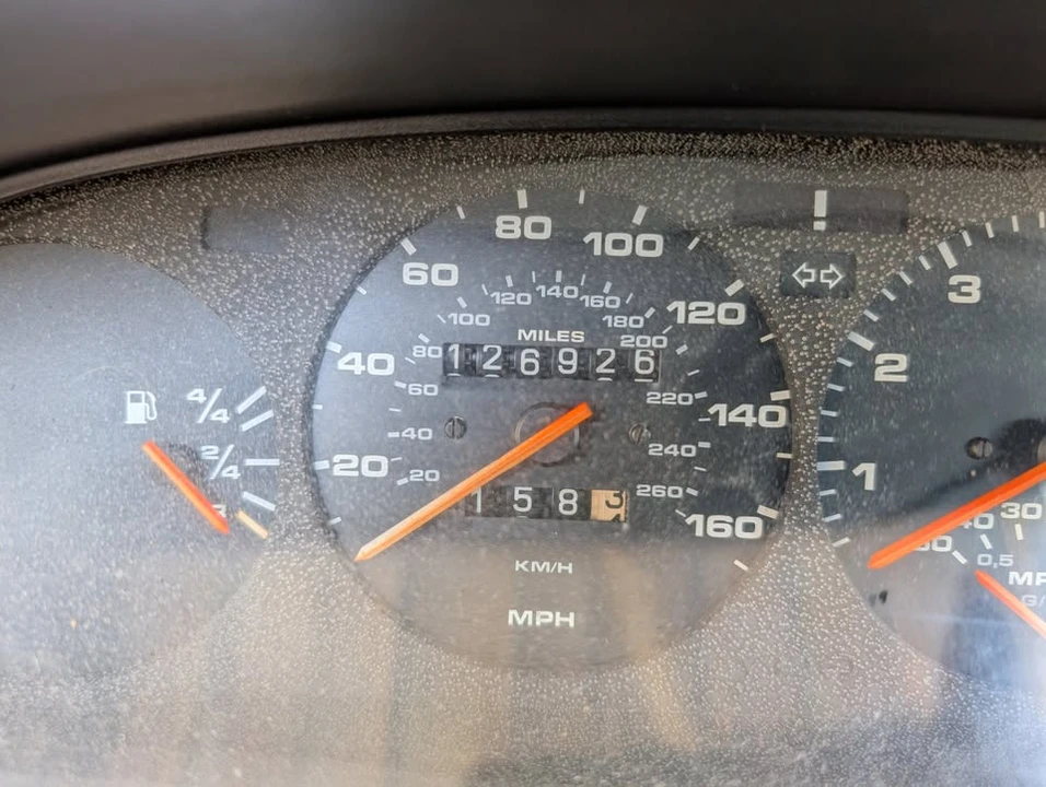 1985 Porsche 944 - Image 13 of 19