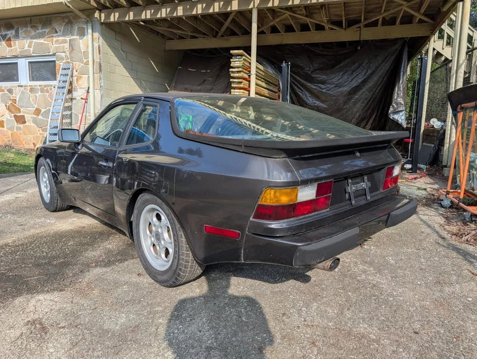 1985 Porsche 944 - Image 10 of 19