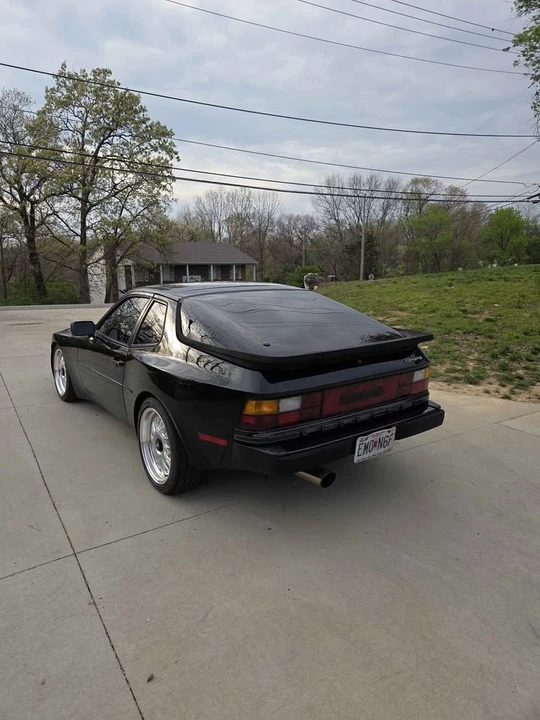 1985 Porsche 944 - Image 3 of 9