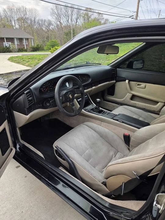 1985 Porsche 944 - Image 7 of 9