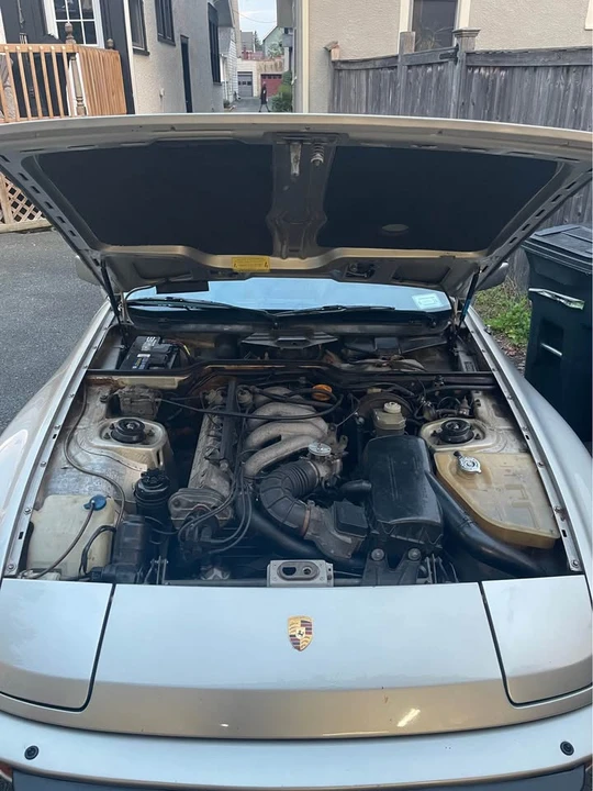 1985 Porsche 944 - Image 5 of 9