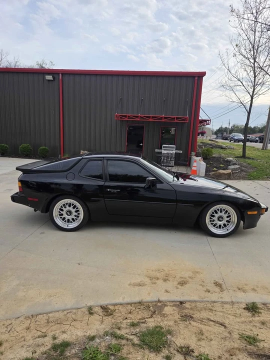 1985 Porsche 944 - Image 4 of 9