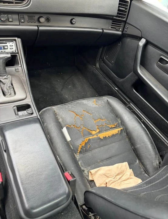 1985 Porsche 944 - Image 8 of 10