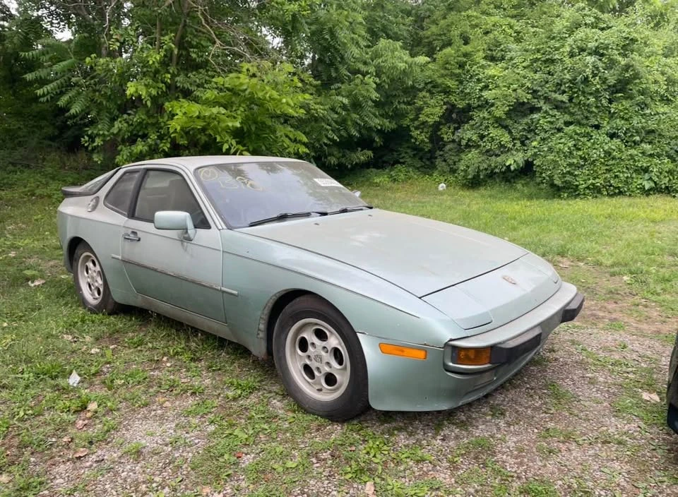 1985 Porsche 944 - Image 2 of 10