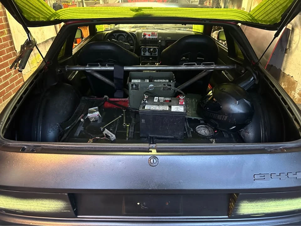 1985 Porsche 944 - Image 4 of 5