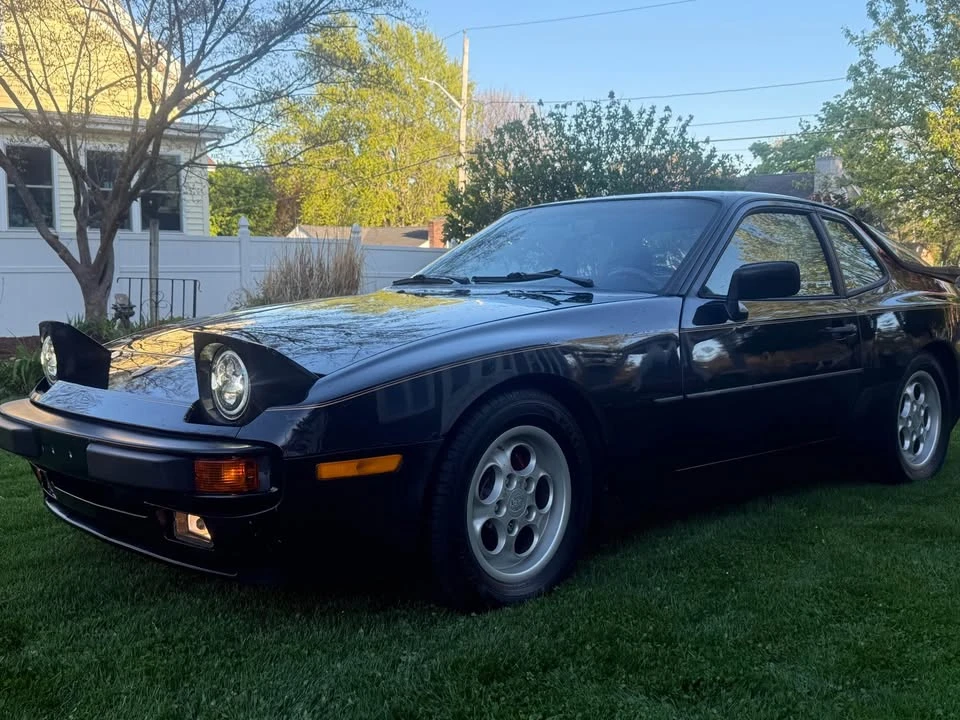 1985 Porsche 944 - Image 10 of 12