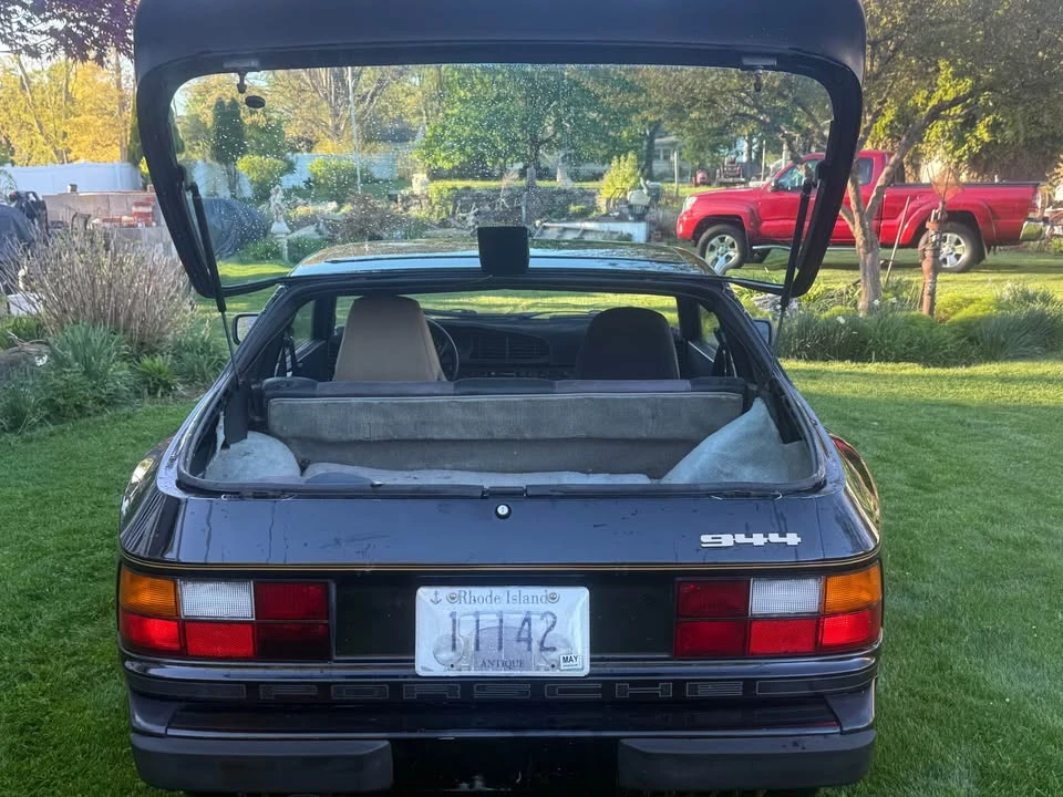 1985 Porsche 944 - Image 9 of 12