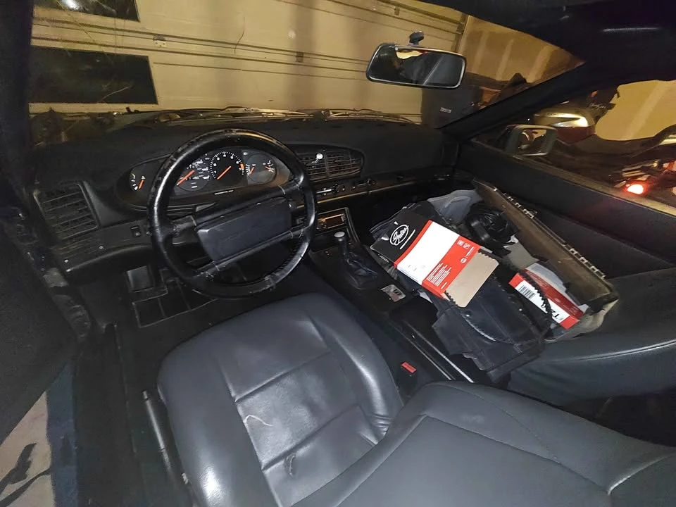 1985 Porsche 944 - Image 13 of 20