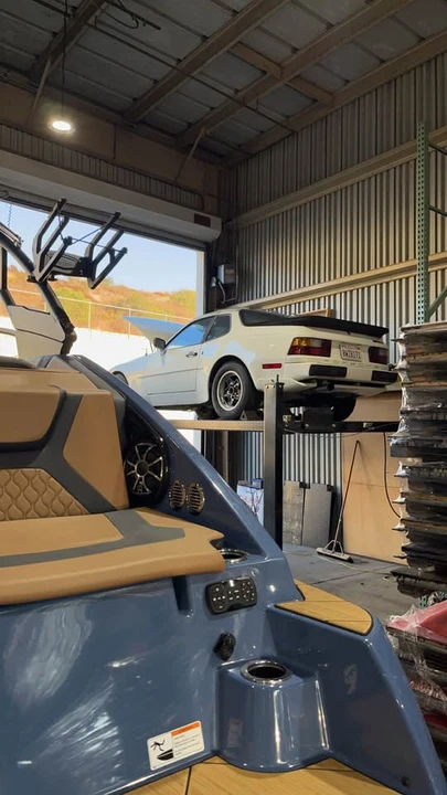 1985 Porsche 944 - Image 2 of 10