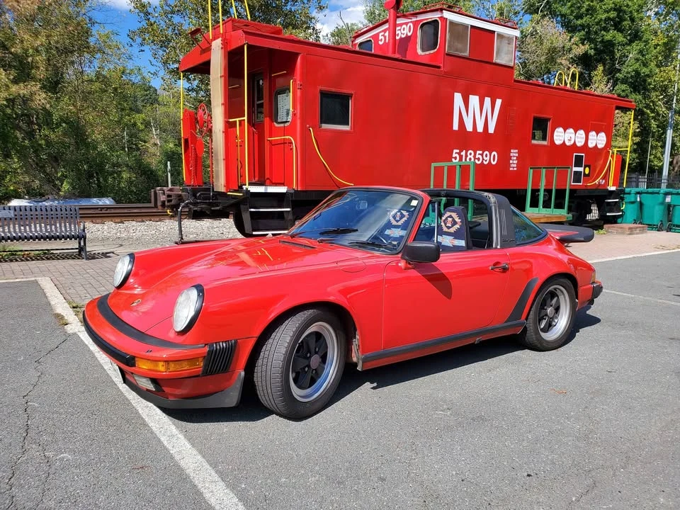 1985 Porsche 911 Carrera 3.2 - Image 5 of 9