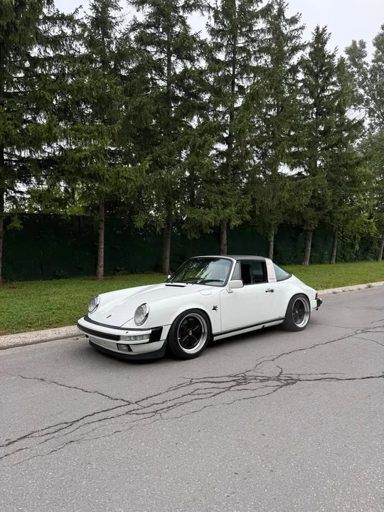 1985 Porsche 911 Carrera 3.2 - Image 2 of 16