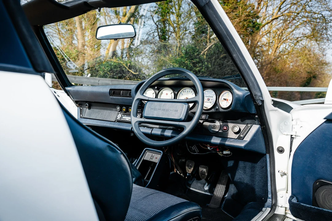 1985 Porsche 911 Carrera 3.2 - Image 22 of 28