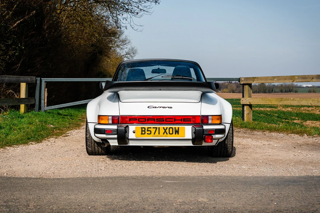 1985 Porsche 911 Carrera 3.2 - Image 20 of 28
