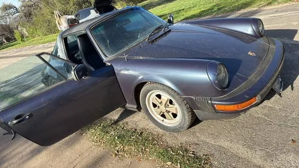 1985 Porsche 911 Carrera
