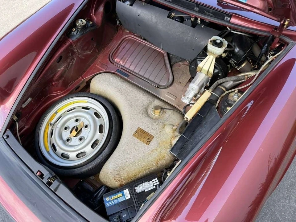 1985 Porsche 911 Carrera 3.2 - Image 18 of 25