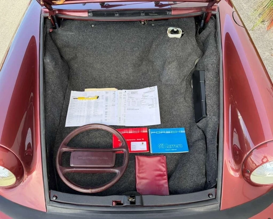 1985 Porsche 911 Carrera 3.2 - Image 16 of 25