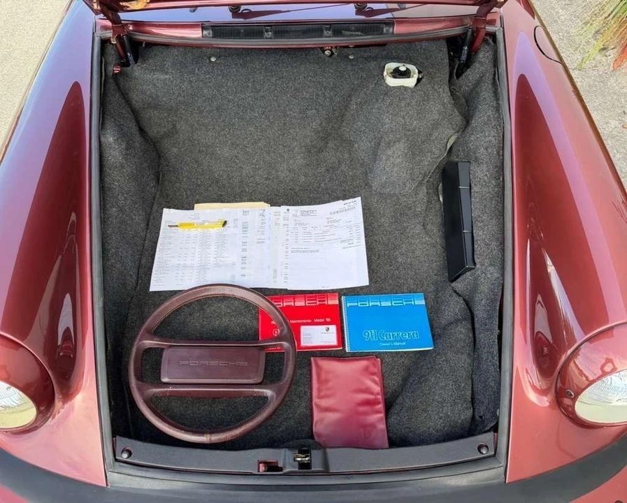 1985 Porsche 911 Carrera 3.2 - Image 16 of 25