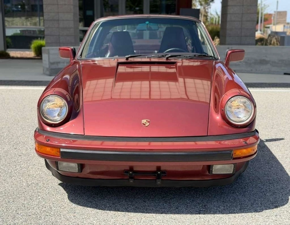 1985 Porsche 911 Carrera 3.2 - Image 10 of 25