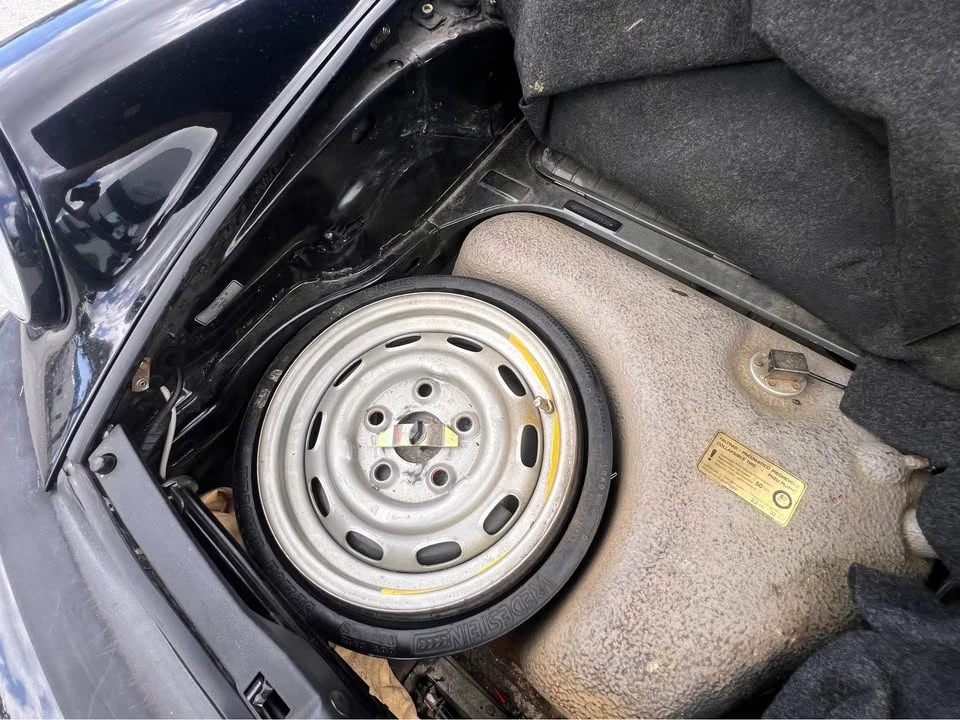 1985 Porsche 911 Carrera 3.2 - Image 9 of 20