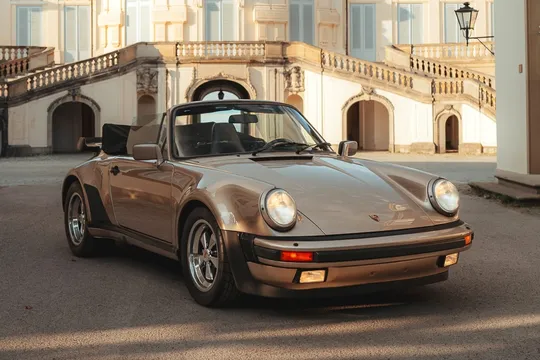 1985 Porsche 911 Carrera 3.2 Cabriolet