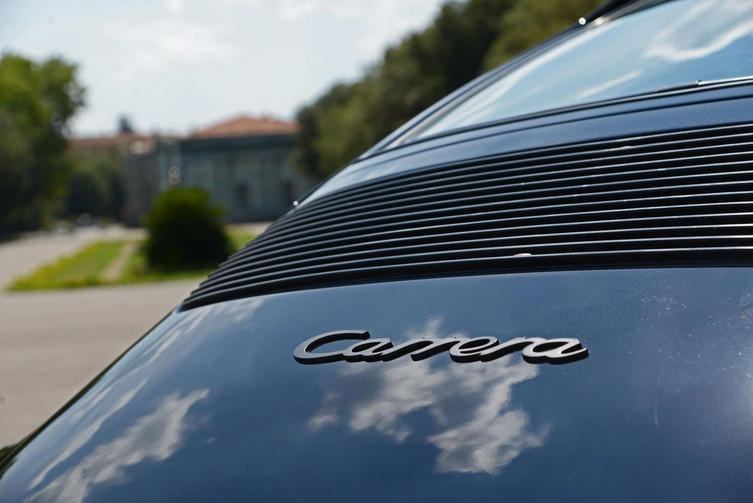 1985 Porsche 911 Carrera 3.2 - Image 13 of 17