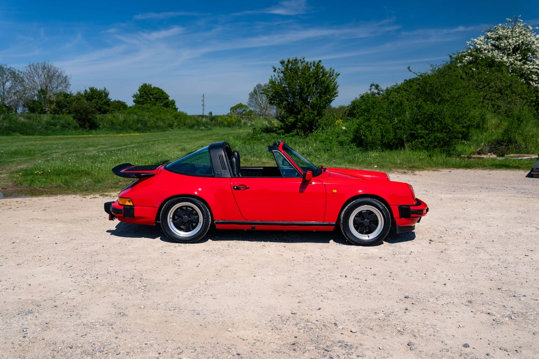 1985 Porsche 911 Carrera 3.2 - Image 5 of 31