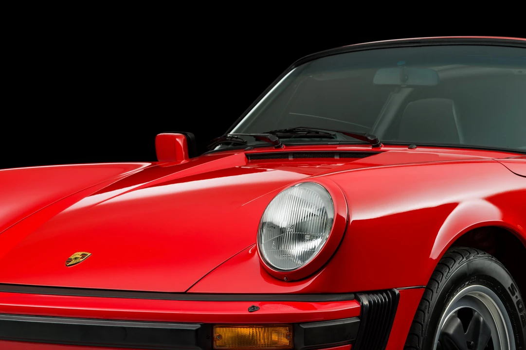 1985 Porsche 911 Carrera 3.2 - Image 12 of 31