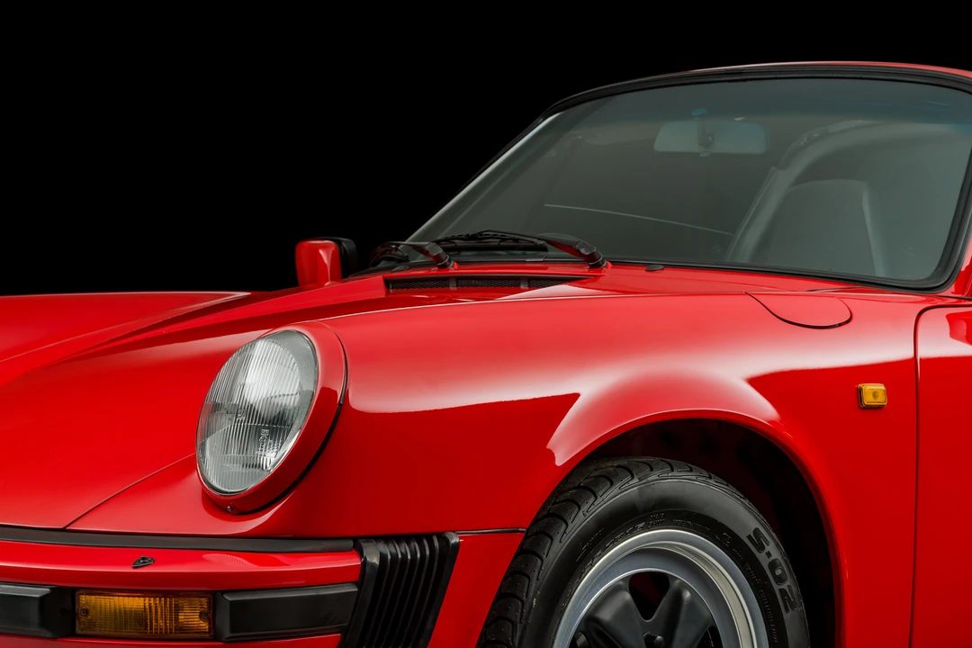 1985 Porsche 911 Carrera 3.2 - Image 13 of 31