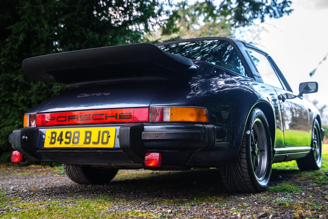 1985 Porsche 911 Carrera 3.2 - Image 25 of 31