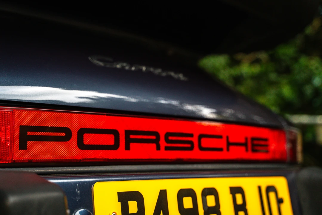 1985 Porsche 911 Carrera 3.2 - Image 14 of 31