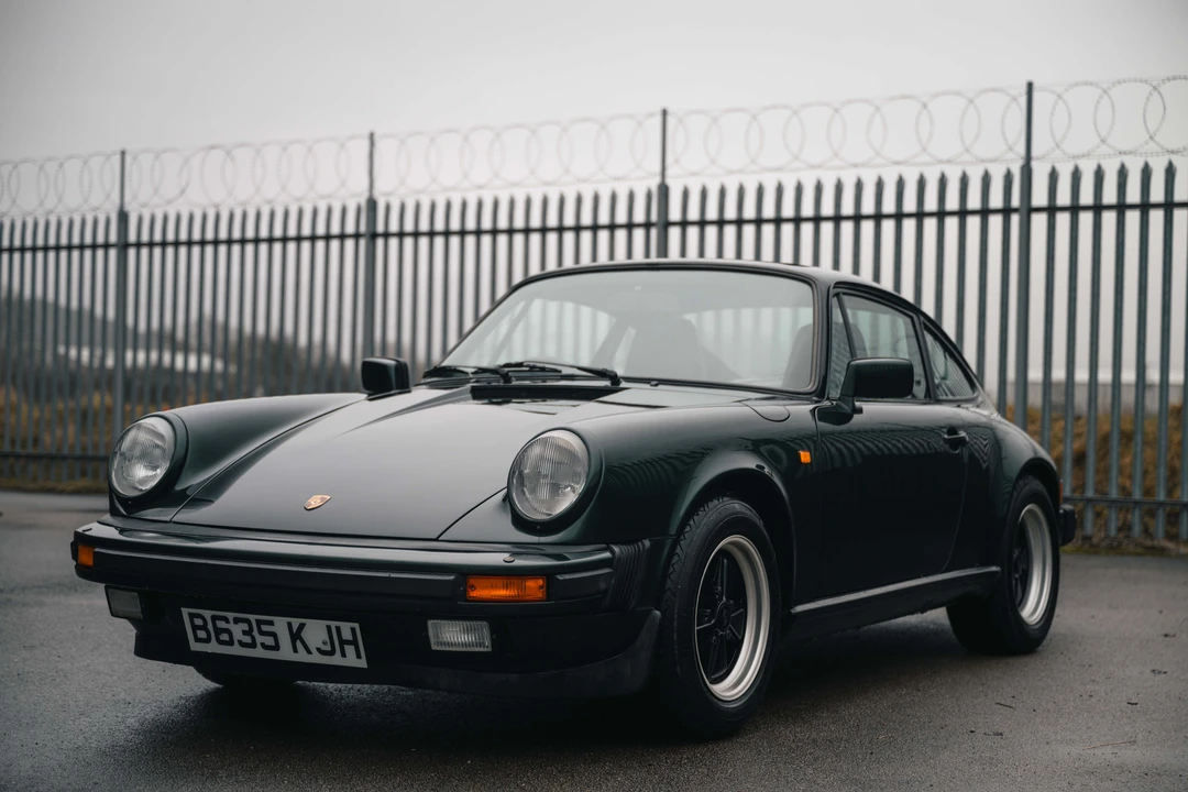 1985 Porsche 911 Carrera 3.2 - Image 15 of 31