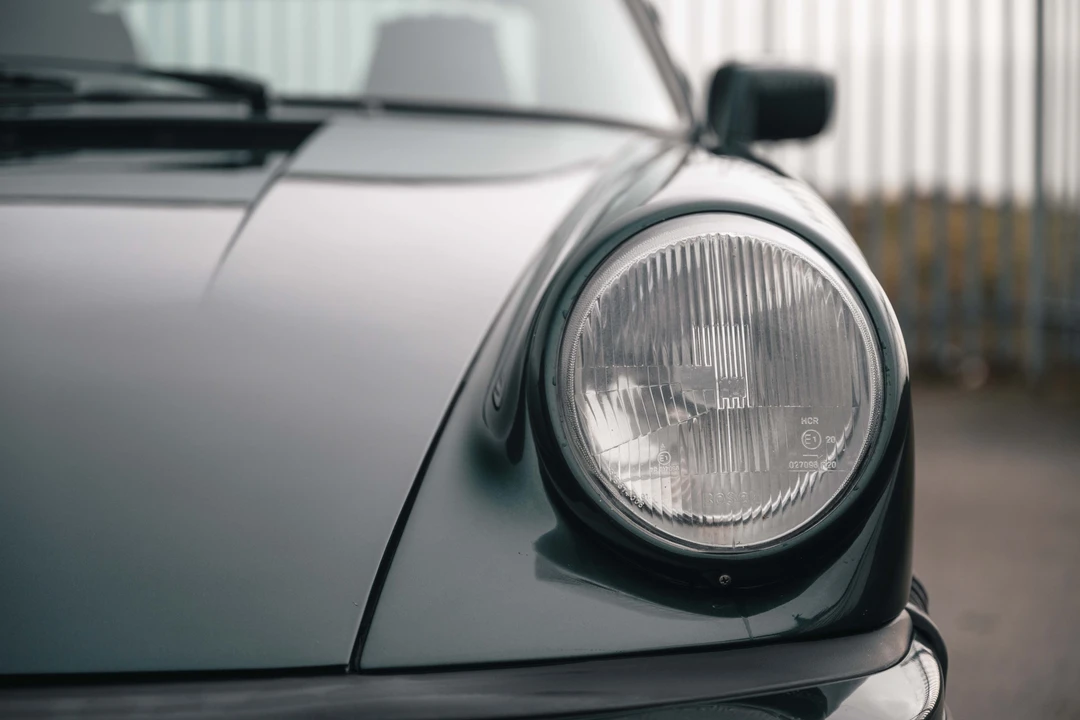 1985 Porsche 911 Carrera 3.2 - Image 26 of 31