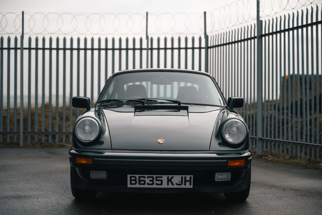 1985 Porsche 911 Carrera 3.2 - Image 17 of 31