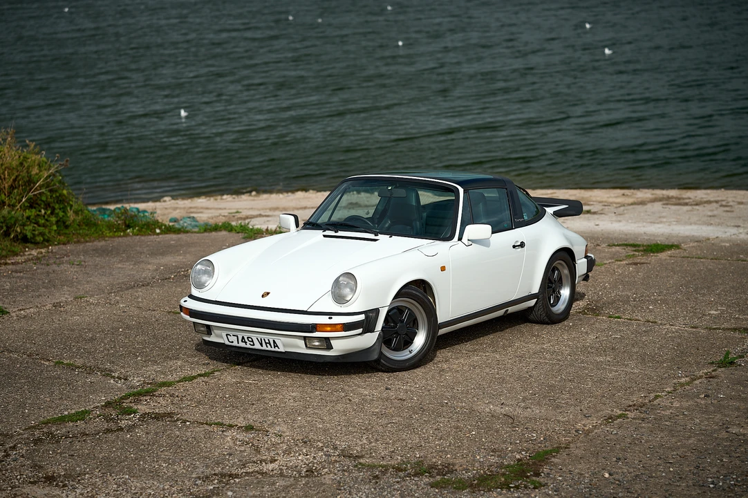 1985 Porsche 911 Carrera 3.2 - Image 11 of 31