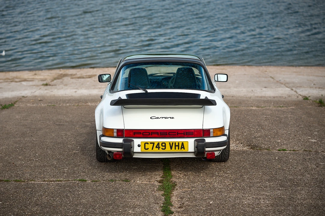 1985 Porsche 911 Carrera 3.2 - Image 15 of 31