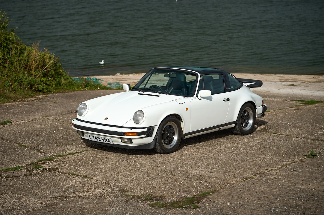 1985 Porsche 911 Carrera 3.2 - Image 13 of 31
