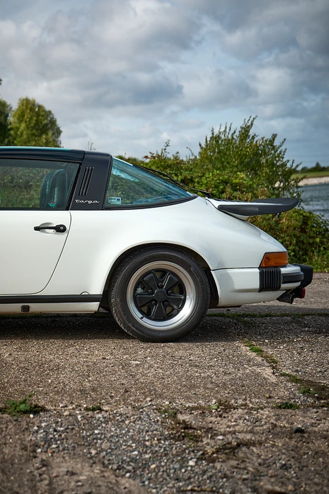 1985 Porsche 911 Carrera 3.2 - Image 21 of 31