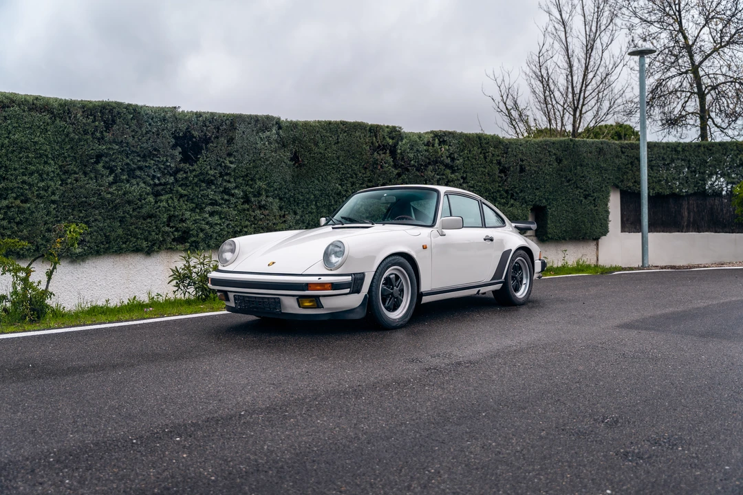 1985 Porsche 911 Carrera 3.2 - Image 9 of 31