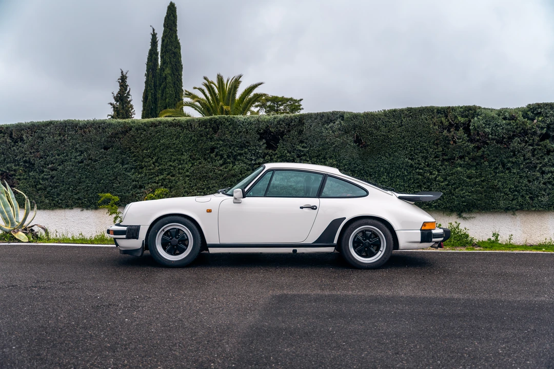 1985 Porsche 911 Carrera 3.2 - Image 8 of 31