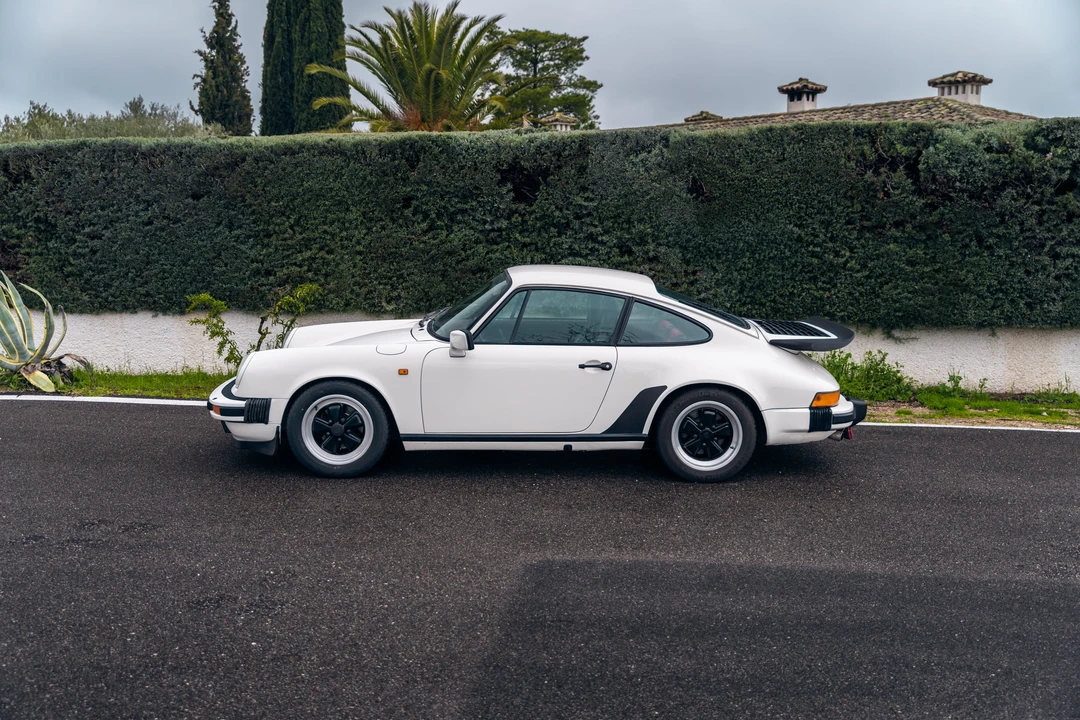 1985 Porsche 911 Carrera 3.2 - Image 16 of 31