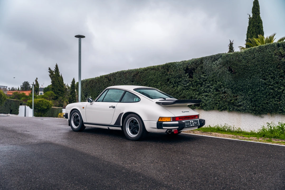 1985 Porsche 911 Carrera 3.2 - Image 7 of 31