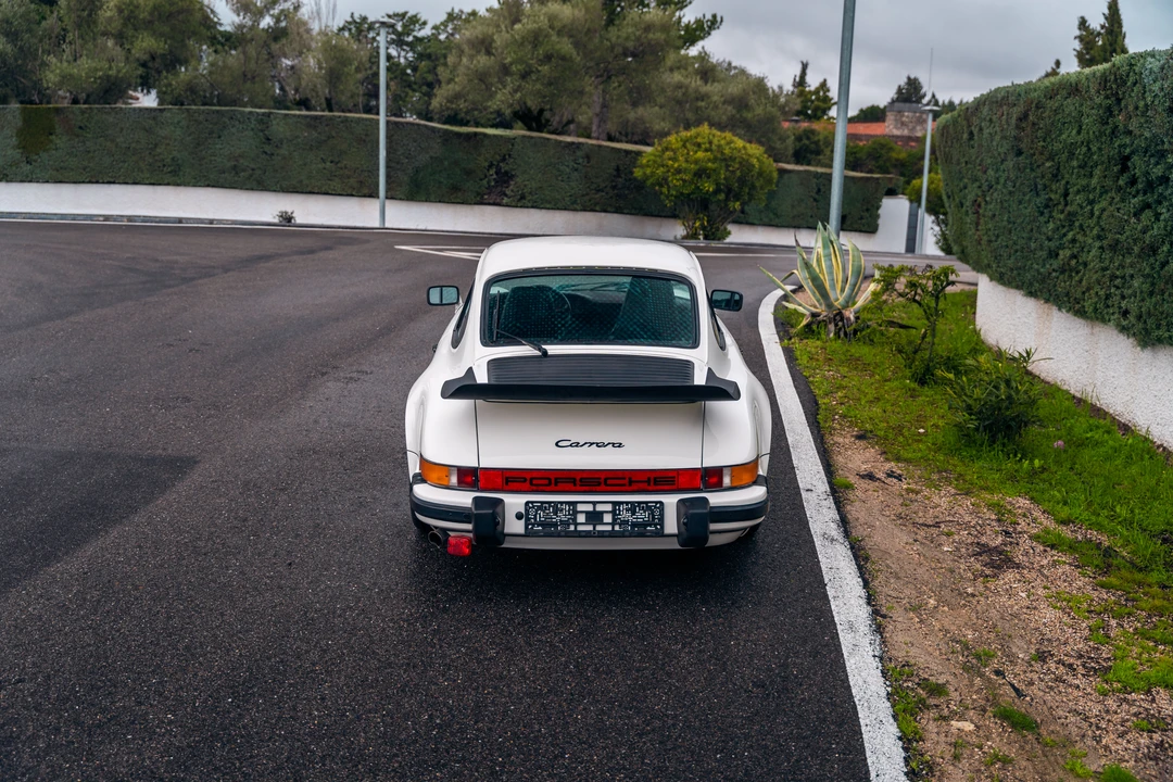 1985 Porsche 911 Carrera 3.2 - Image 14 of 31