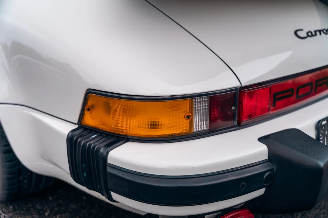 1985 Porsche 911 Carrera 3.2 - Image 24 of 31