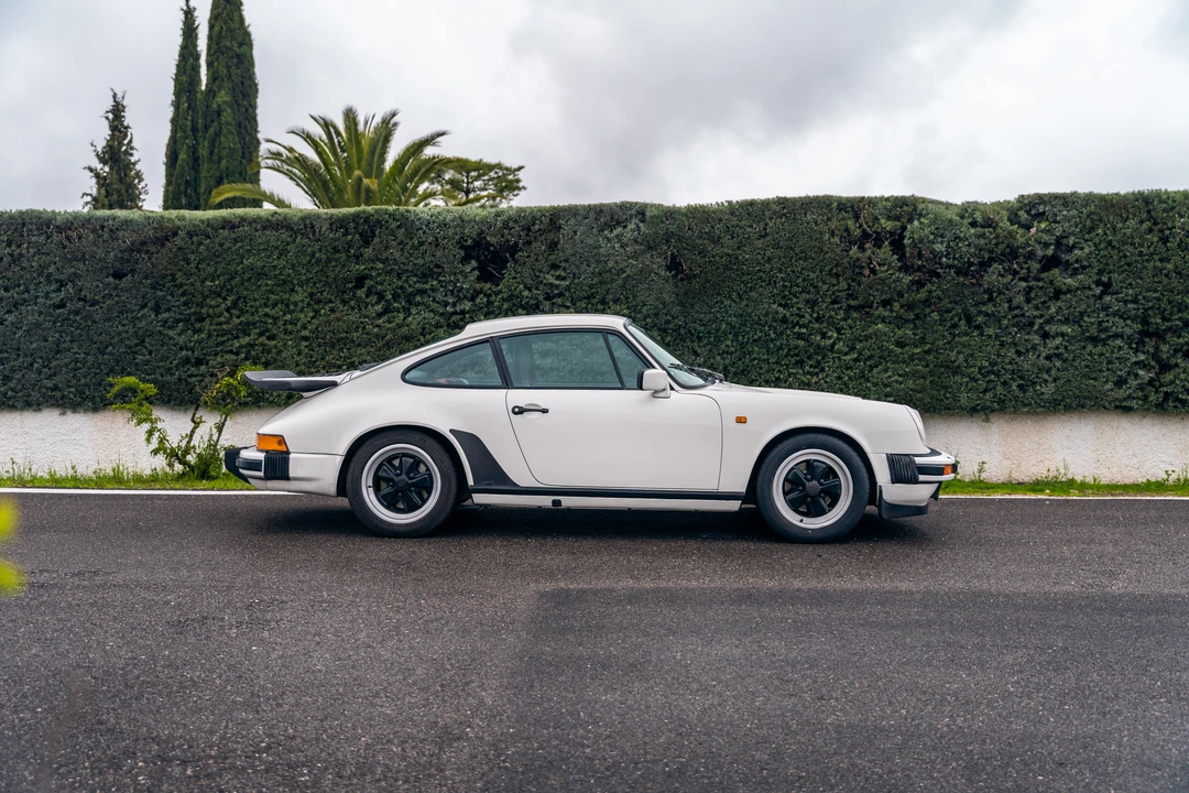 1985 Porsche 911 Carrera 3.2 - Image 4 of 31