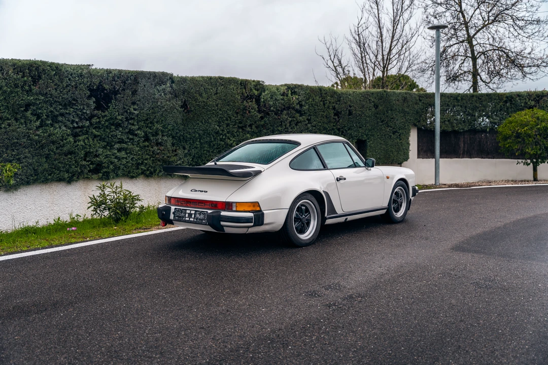 1985 Porsche 911 Carrera 3.2 - Image 5 of 31